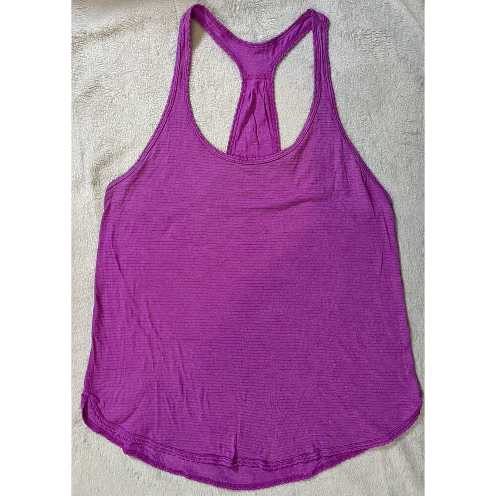 Lululemon XS Tank Top Lavender Purple Fuchsia Striped Scalloped Hem Feminine